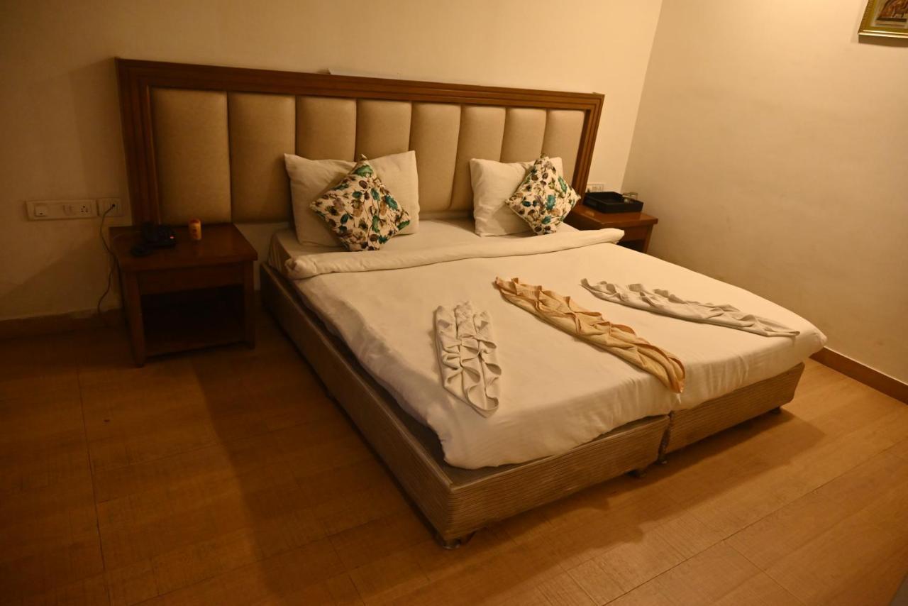 Hotel Sun Green Bhubaneswar Eksteriør bilde